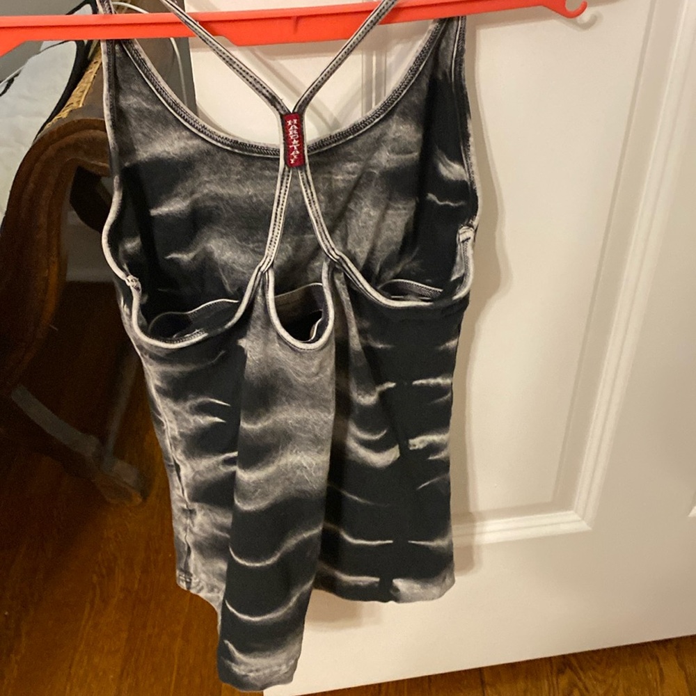 Hard tail work out top with built in bra
